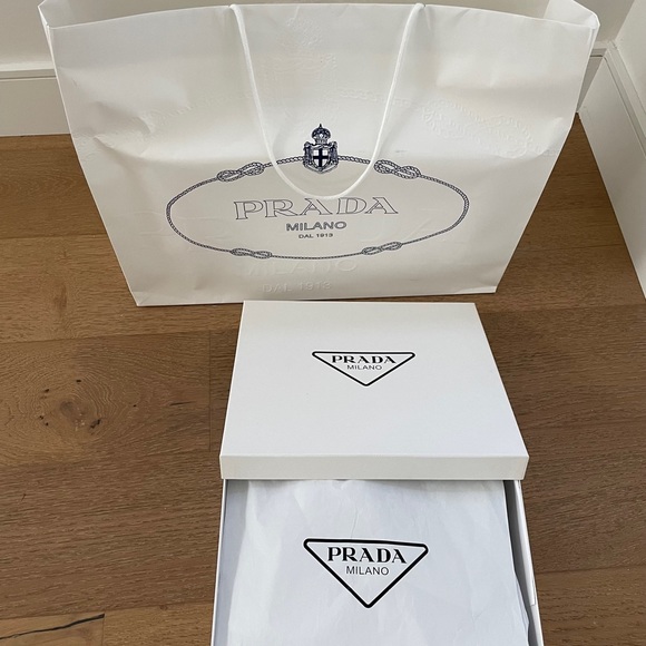 Prada foam rubber sandals - Picture 6 of 7